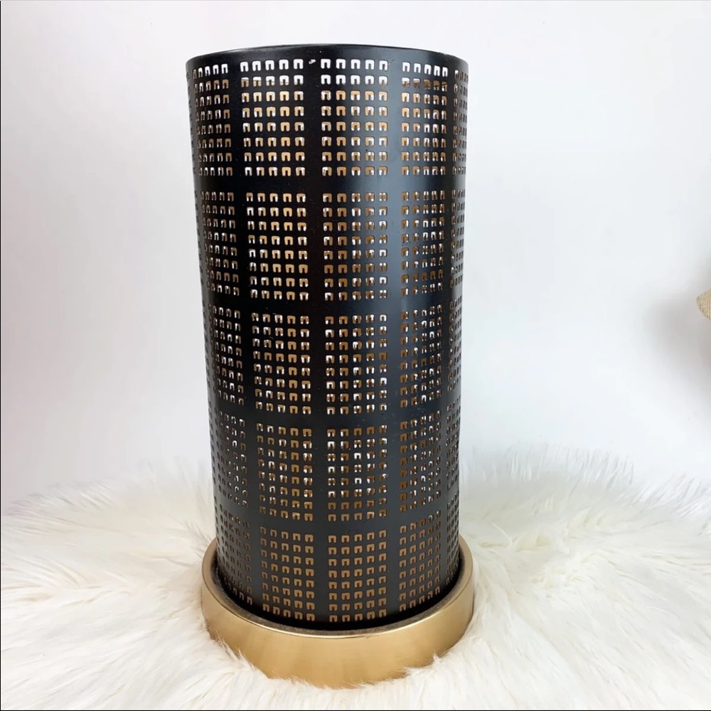 Black & Gold Home Decor